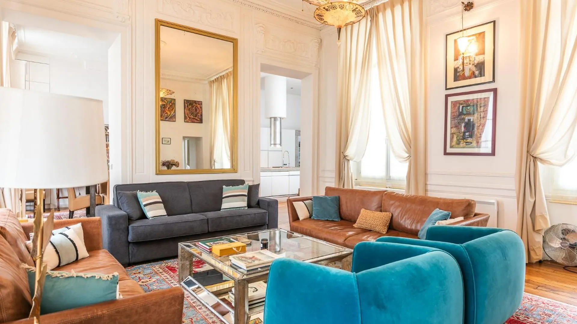 Luxury Typical Parisian Flat - 5 Min From Louvre Paris
